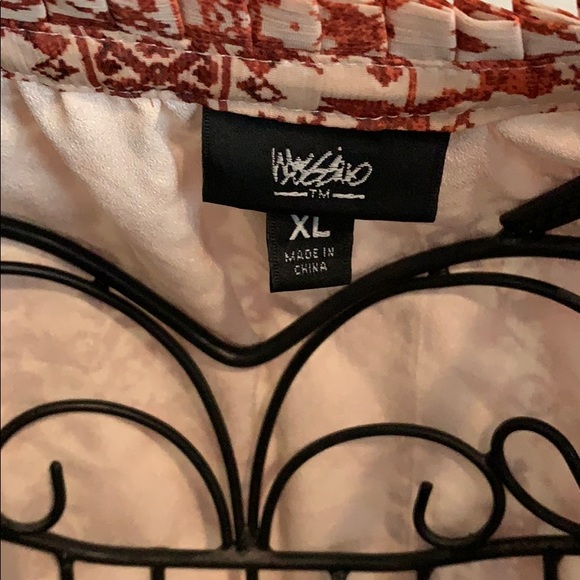 dress - Picture 3 of 10